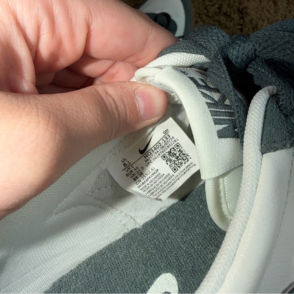 Women’s Nike Killshot 2 Sneakers Off White And Green Size 8.5 - Picture 7 of 7